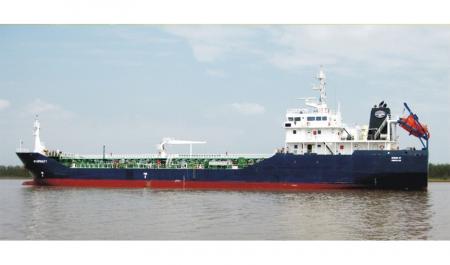 Tàu chở nhựa đường hóa lỏng trọng tải 3100 tấn cho công ty VP